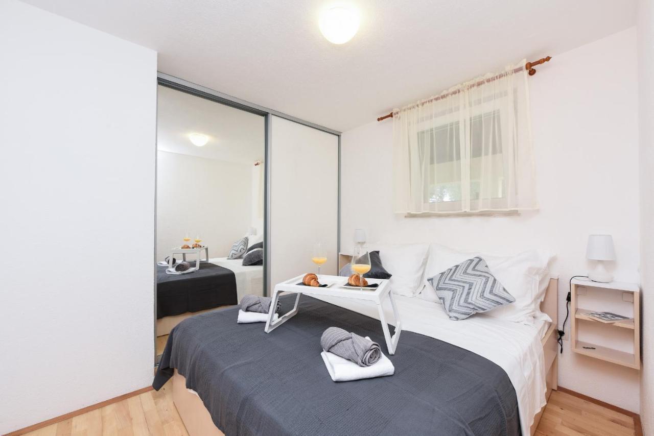 Apartmani San Pedro Sveti Petar  Kamer foto