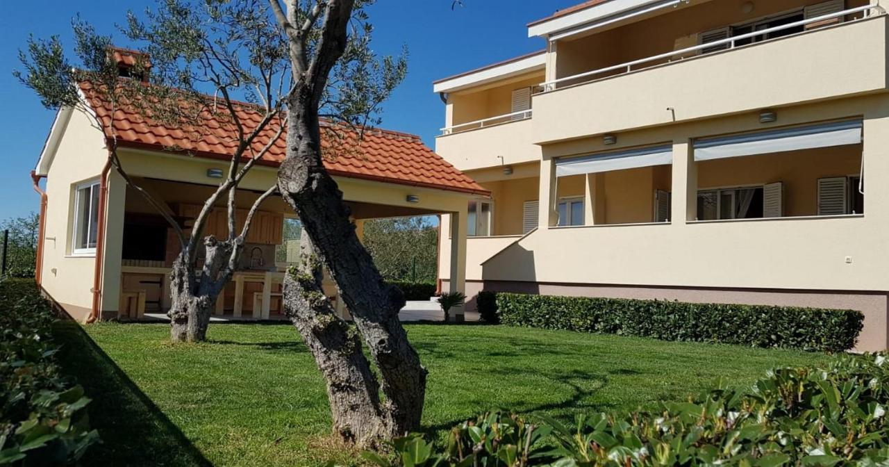 Apartmani San Pedro Sveti Petar  Buitenkant foto